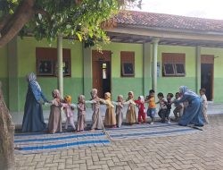 Sambut Siswa Baru ; PAUD Al Mukhlisin Gelar MPLS