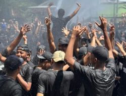 Tetesan Air Lahirkan Semangat Baru ; 1.250 Mahasiswa UNIBA Madura Resmi Jadi Bahaudin Muda 2025