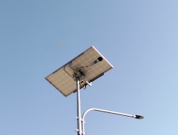 Warga Keluhkan Lampu Jalan Mati di Sepanjang Jalan Nambakor ;  Pemkab Sumenep Dinilai Abai