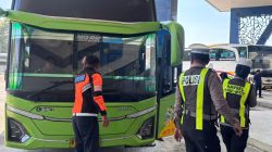 Satlantas Polres Sumenep Gelar Ramp Check Angkutan Umum Jelang Arus Mudik Idul Fitri 1447 H